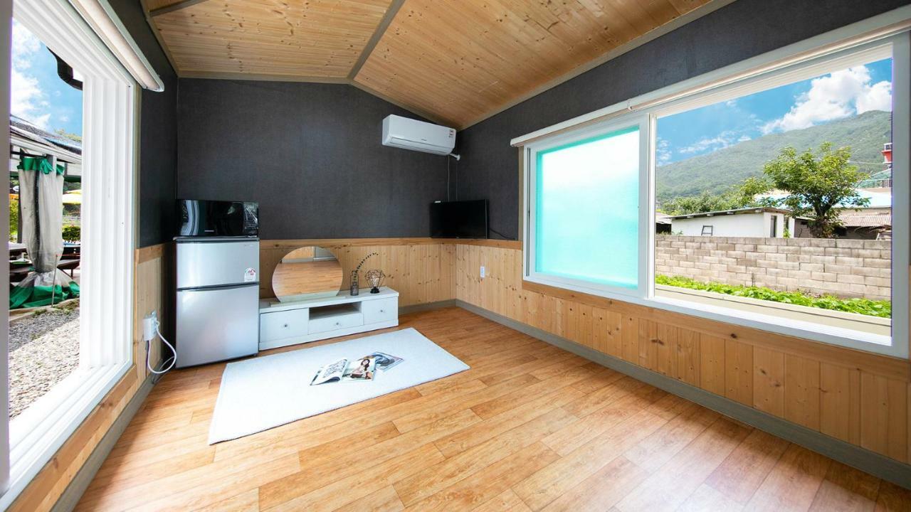 Samcheok Sol Beach Pension Exteriér fotografie