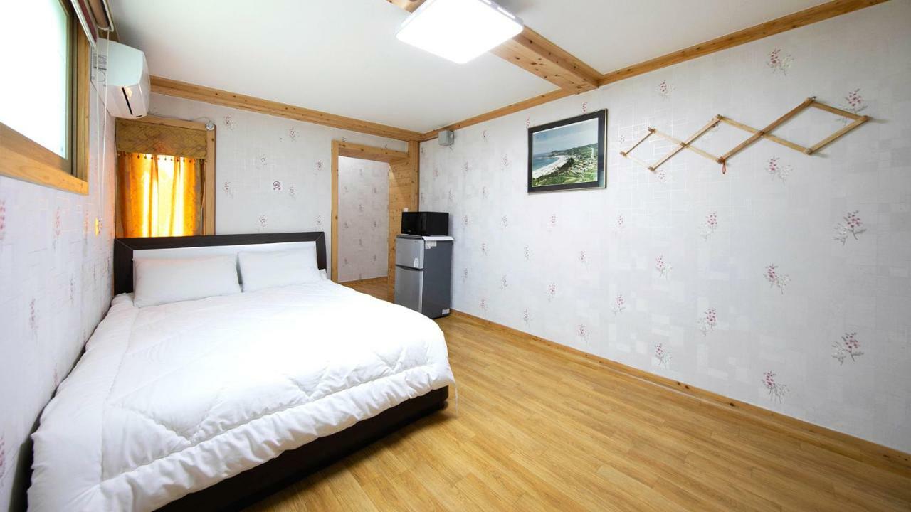 Samcheok Sol Beach Pension Exteriér fotografie