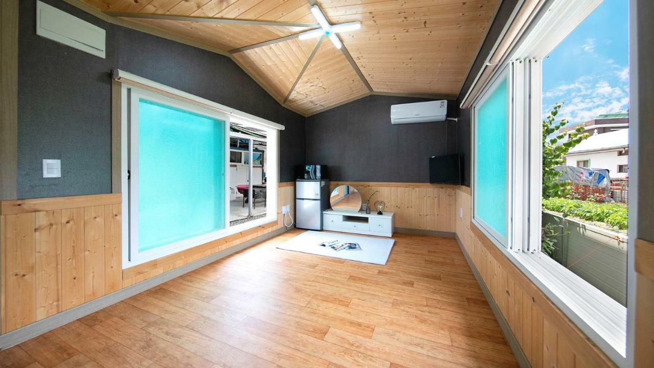 Samcheok Sol Beach Pension Exteriér fotografie
