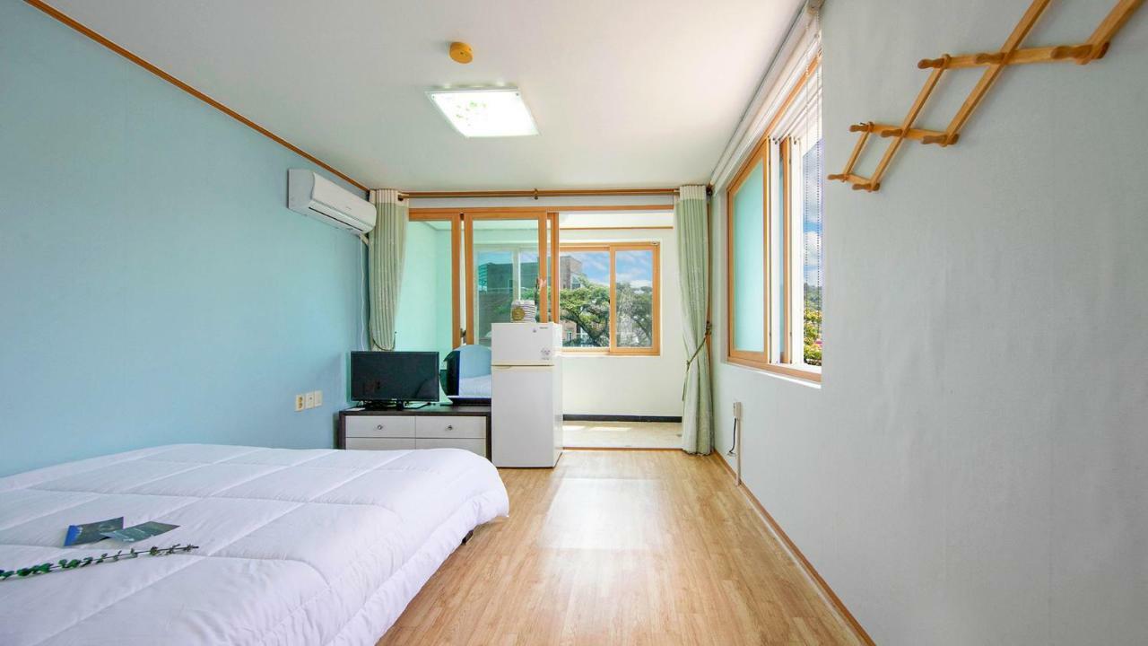 Samcheok Sol Beach Pension Exteriér fotografie