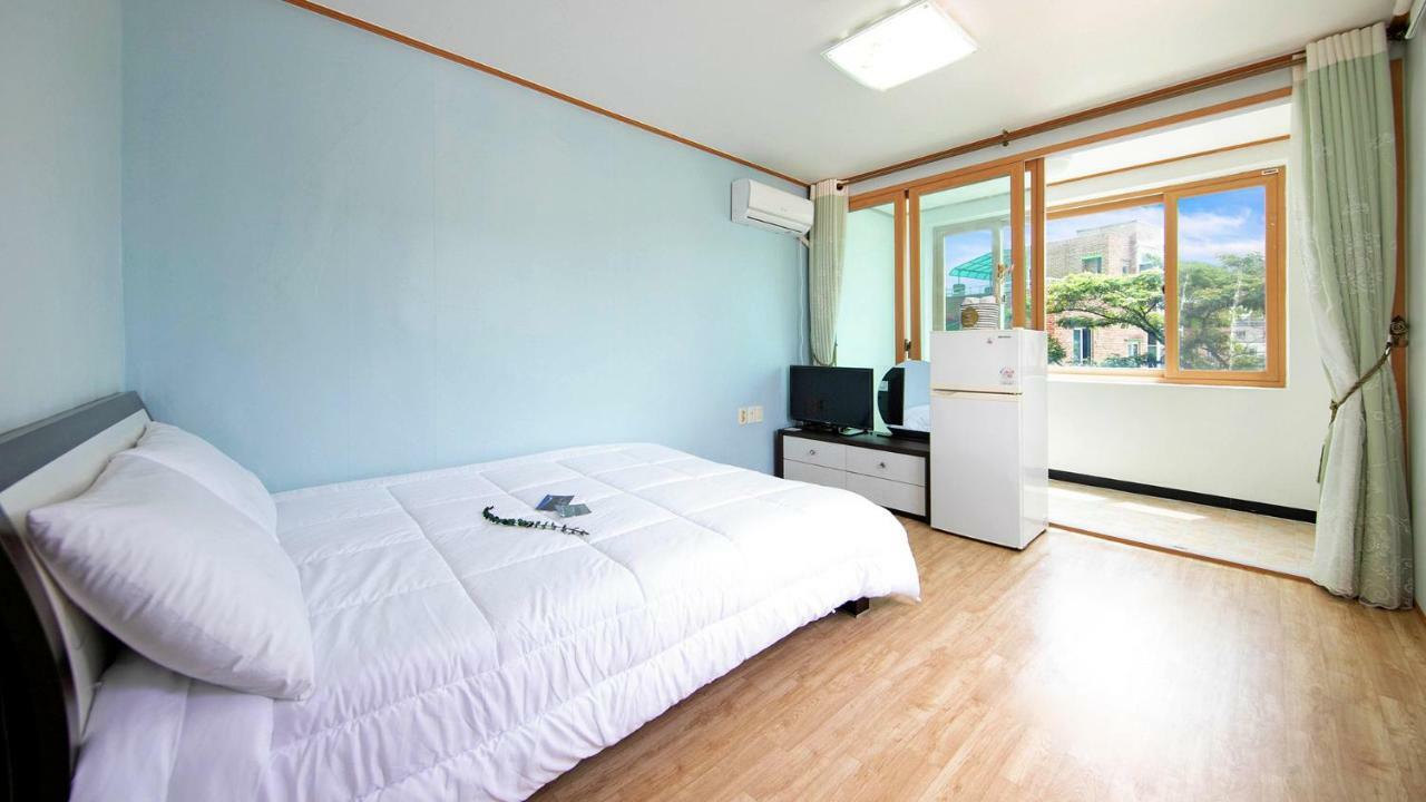 Samcheok Sol Beach Pension Exteriér fotografie