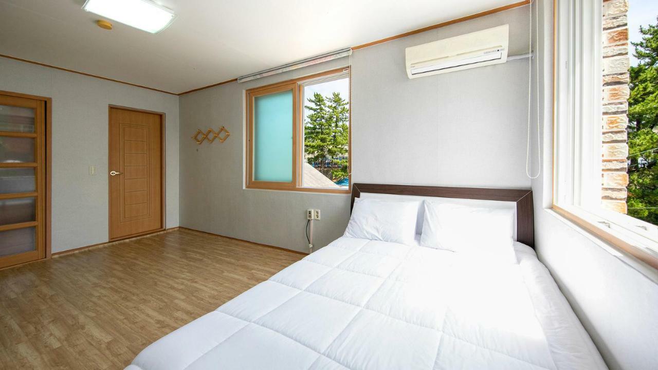 Samcheok Sol Beach Pension Exteriér fotografie