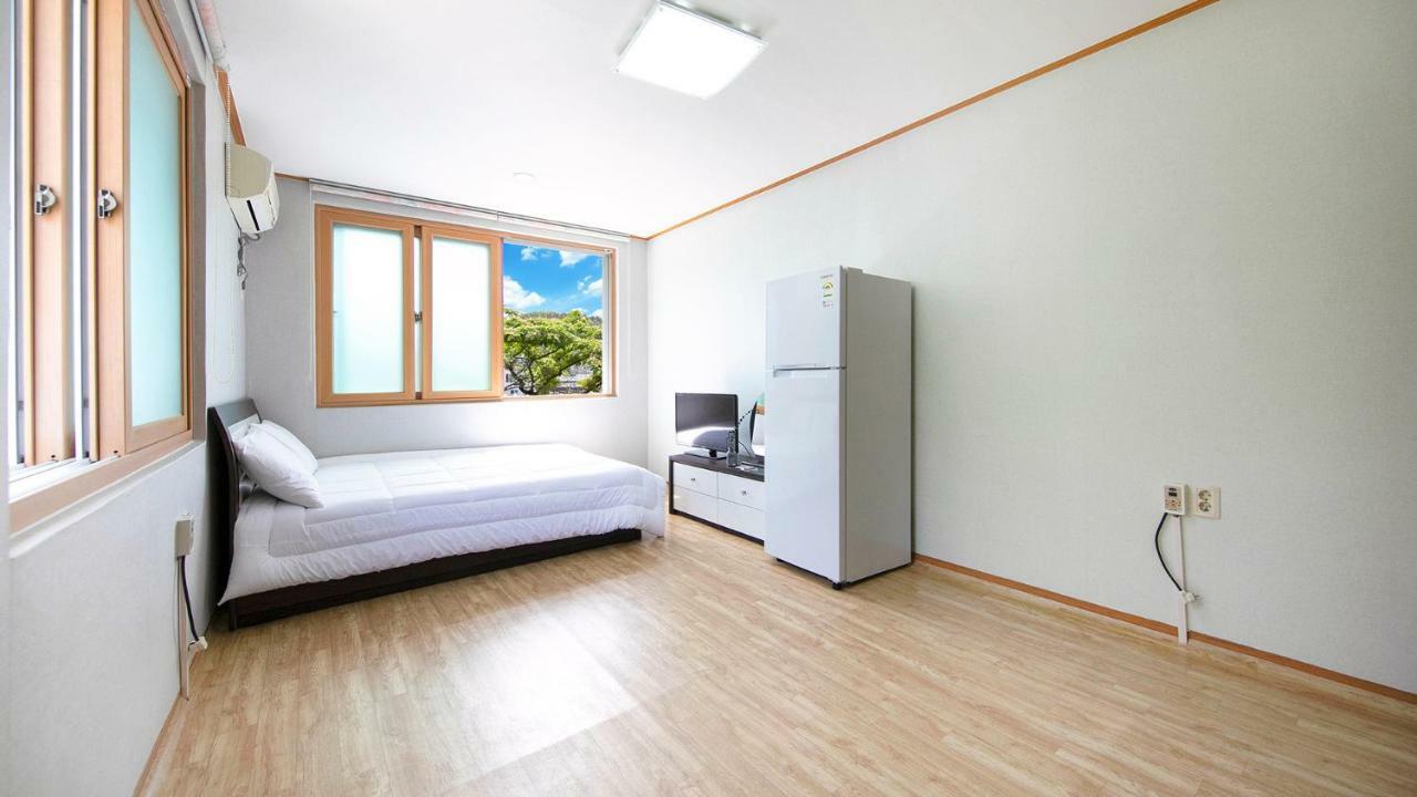 Samcheok Sol Beach Pension Exteriér fotografie