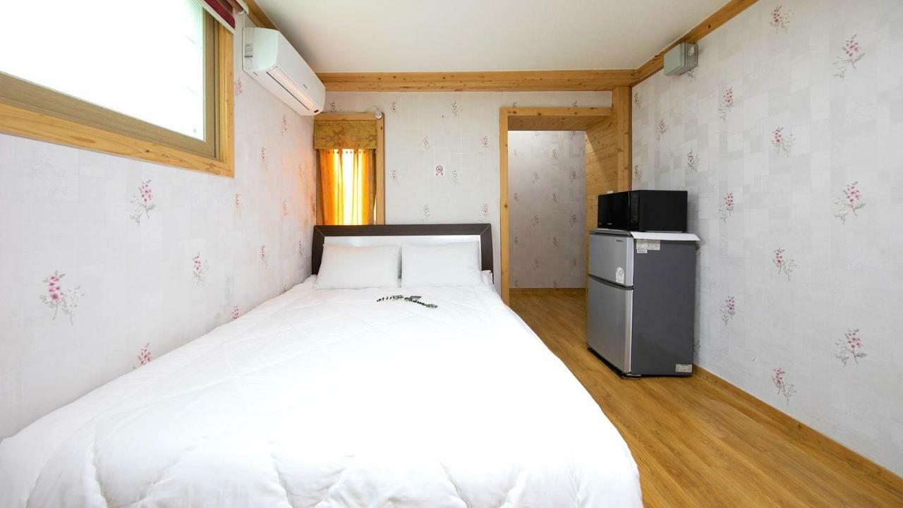 Samcheok Sol Beach Pension Exteriér fotografie