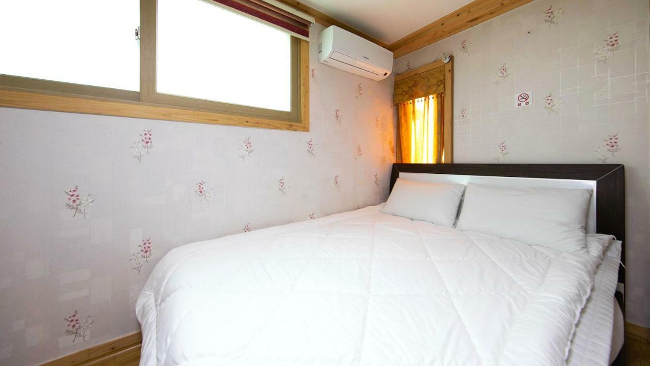Samcheok Sol Beach Pension Exteriér fotografie