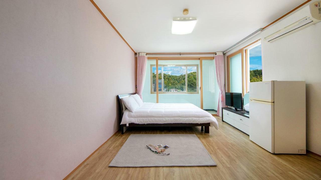 Samcheok Sol Beach Pension Exteriér fotografie