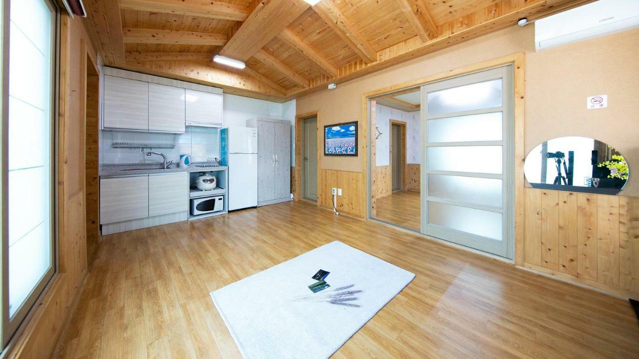 Samcheok Sol Beach Pension Exteriér fotografie
